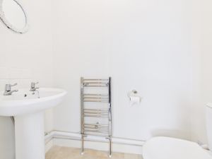 Ensuite WC- click for photo gallery